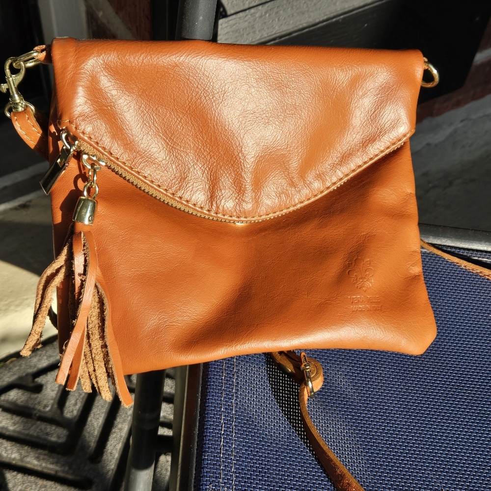Vera Pelle Italian leather crossbody Purse